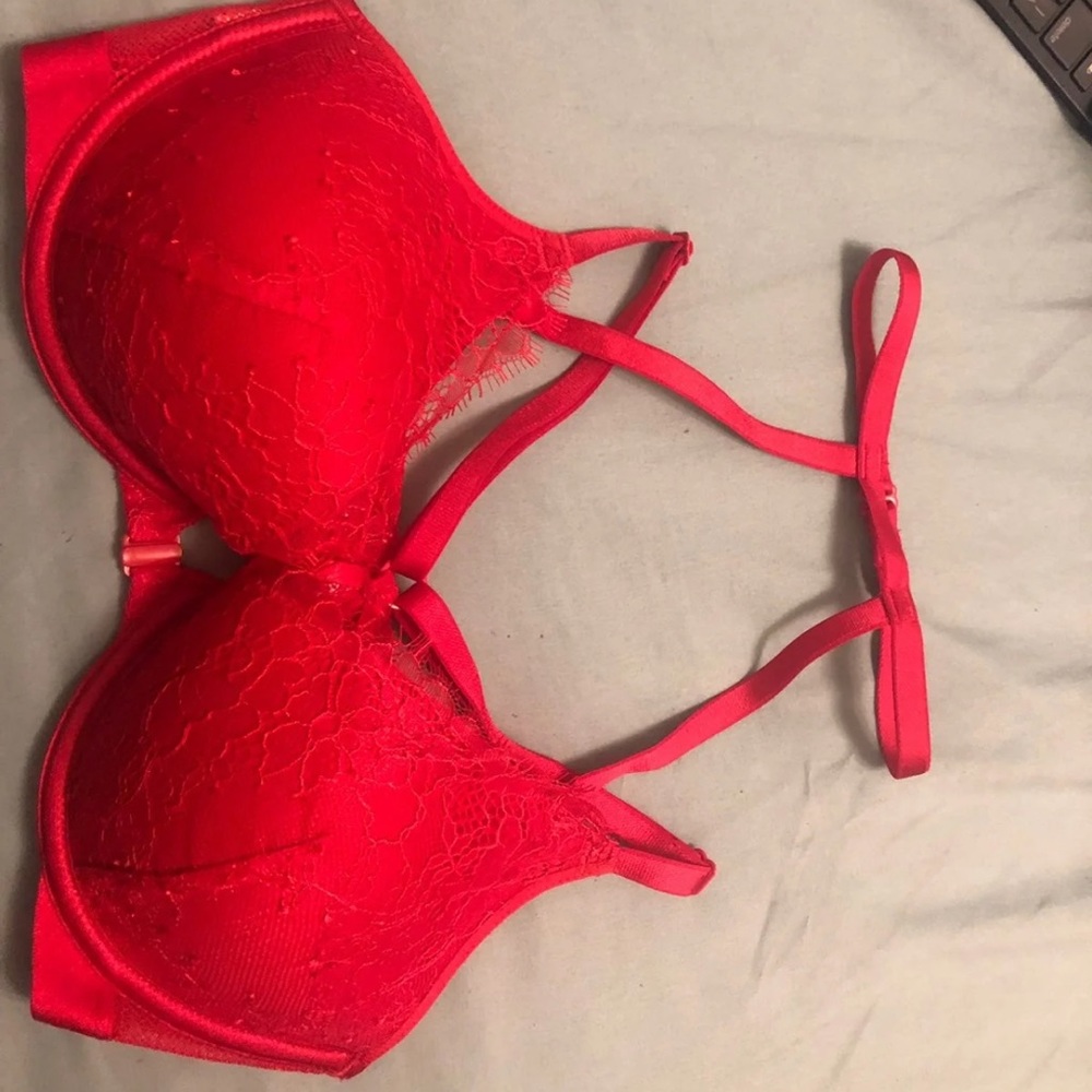 Red lace bra